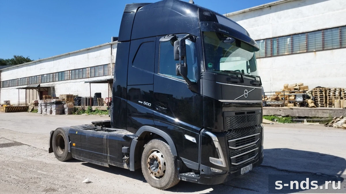 VOLVO