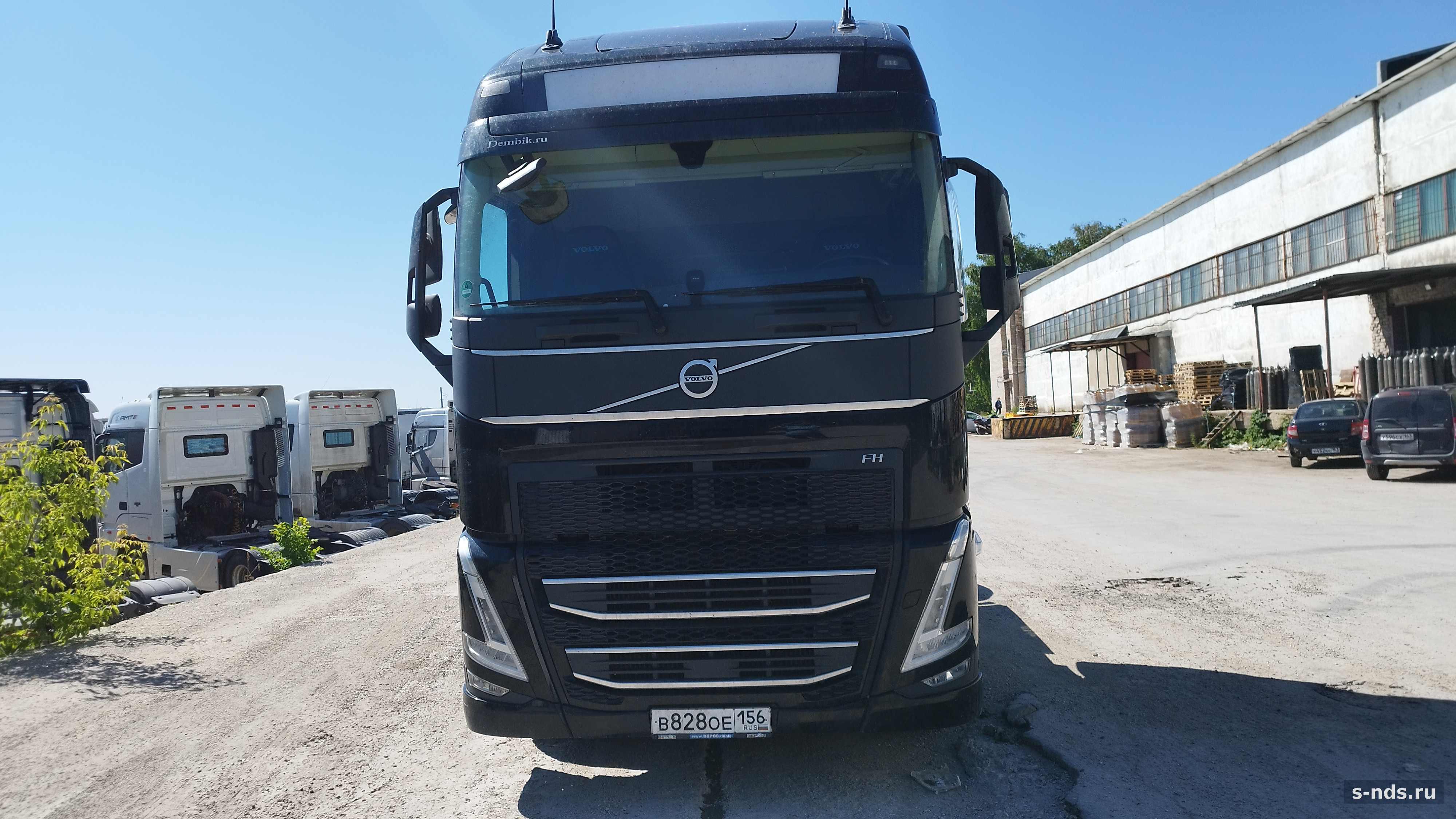 VOLVO