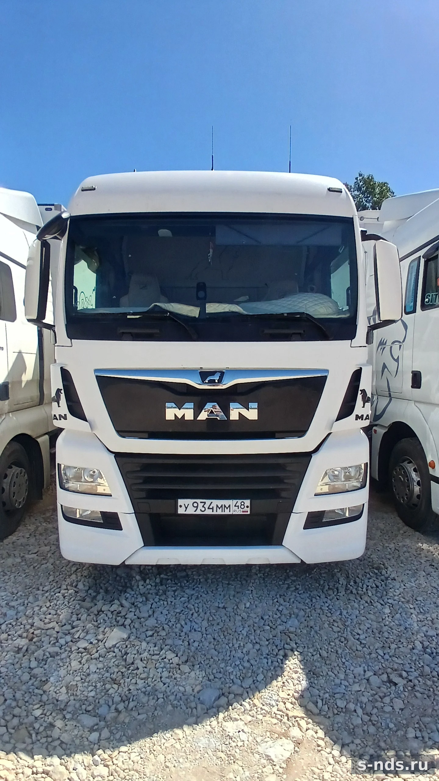 MAN