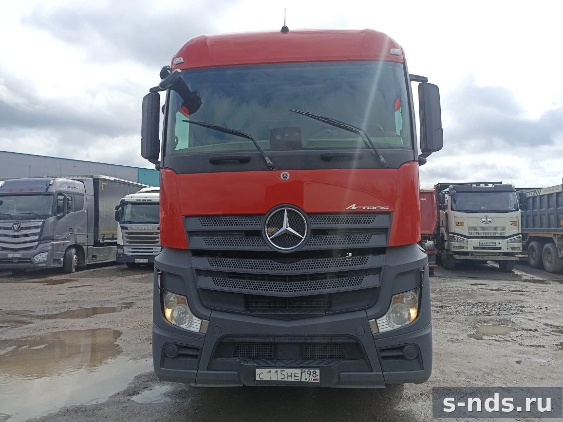 MERCEDES-BENZ