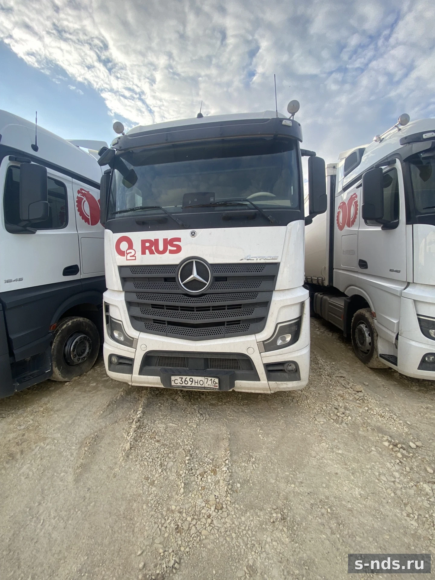 MERCEDES-BENZ