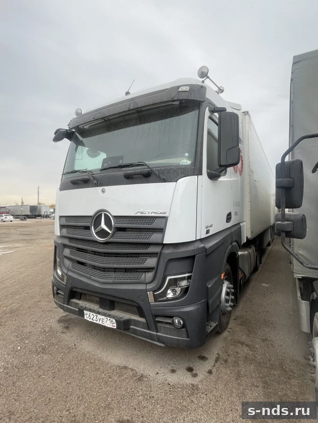 MERCEDES-BENZ