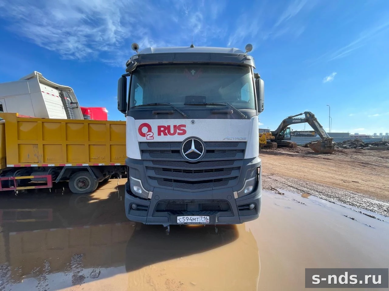 MERCEDES-BENZ