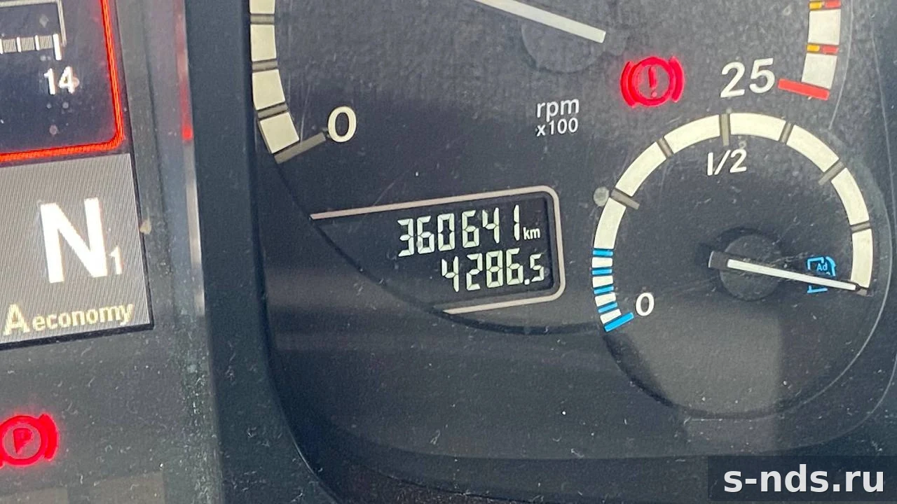 MERCEDES-BENZ