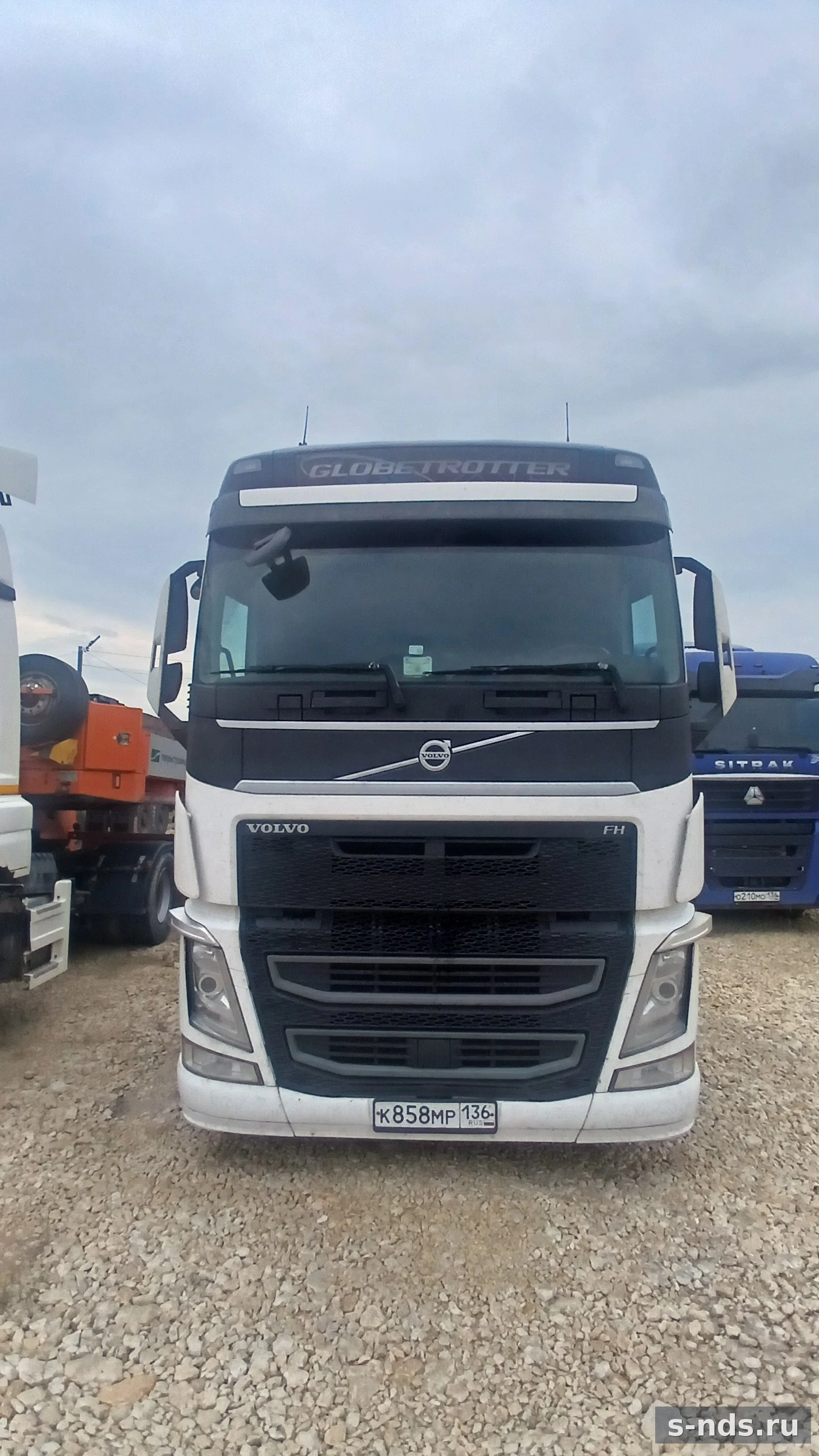 VOLVO