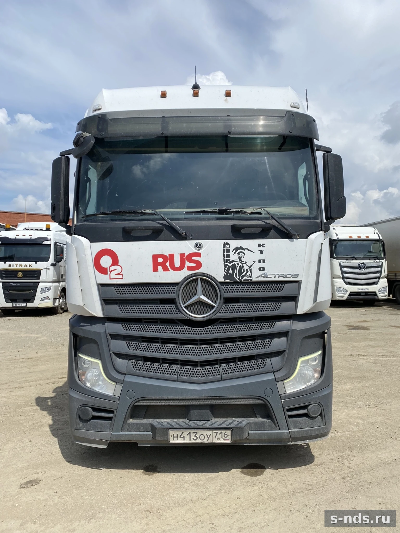 MERCEDES-BENZ