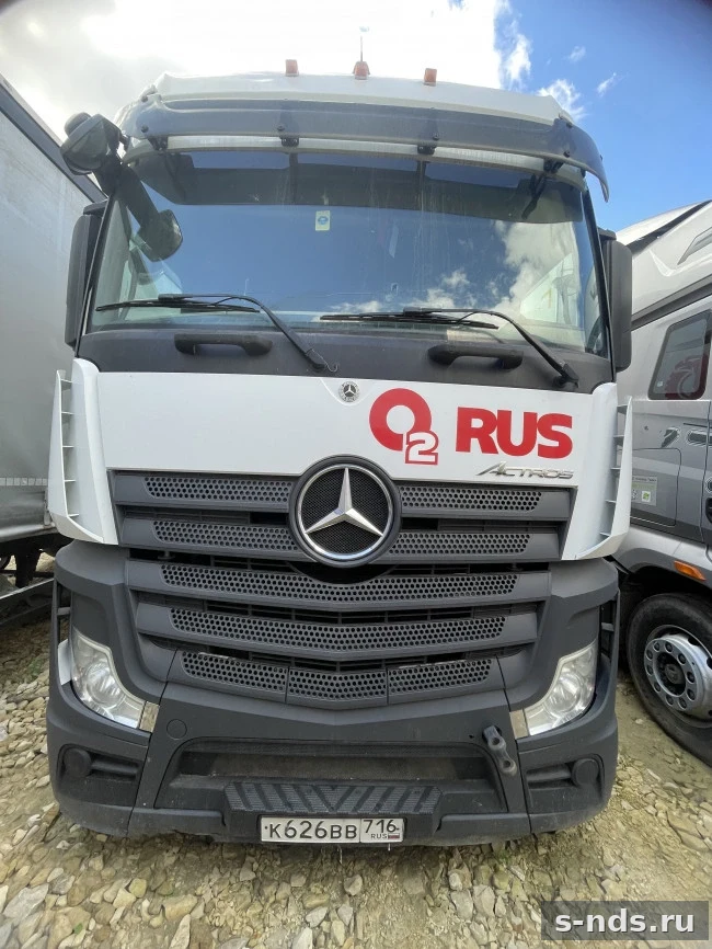 MERCEDES-BENZ