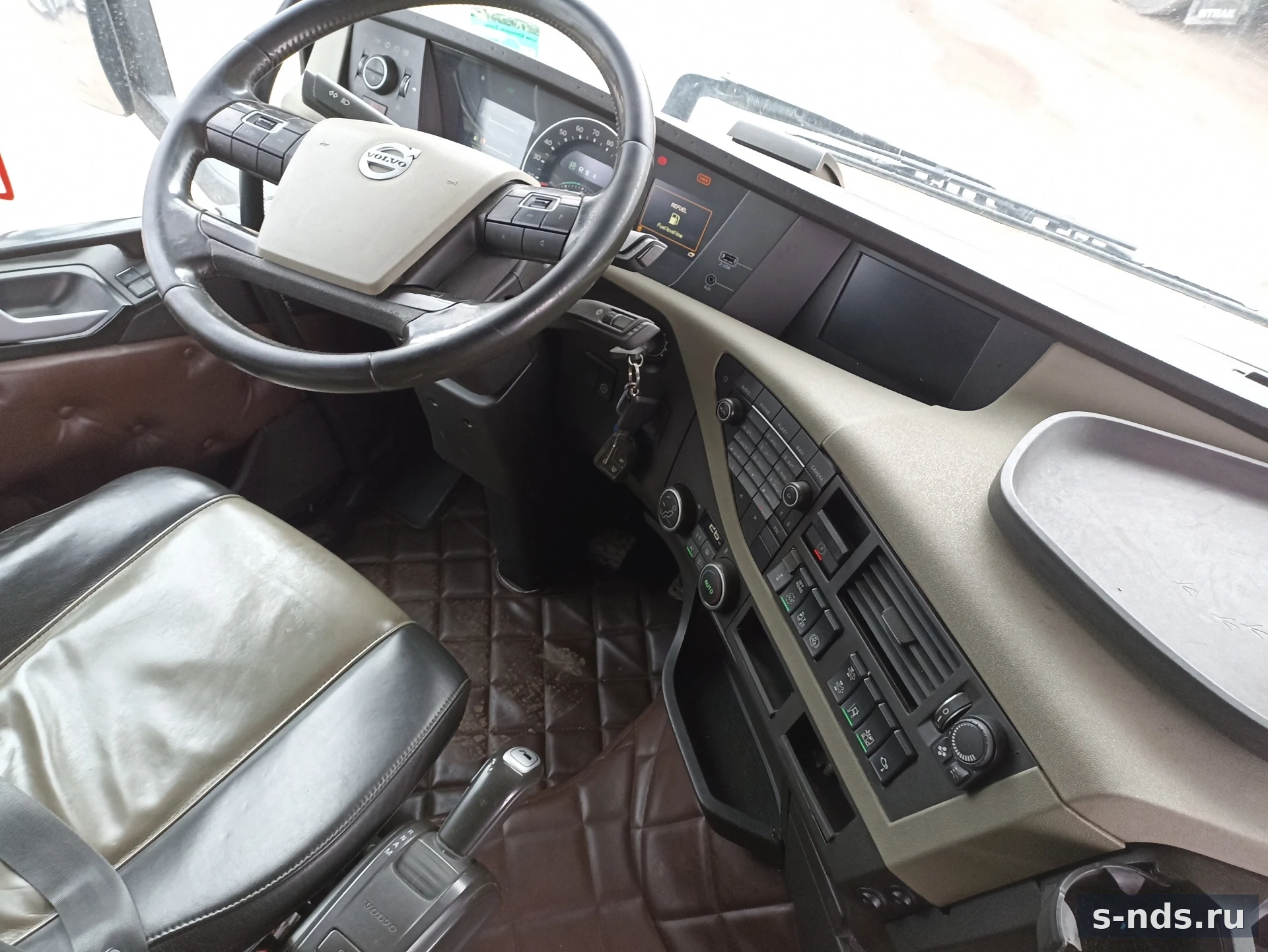 VOLVO