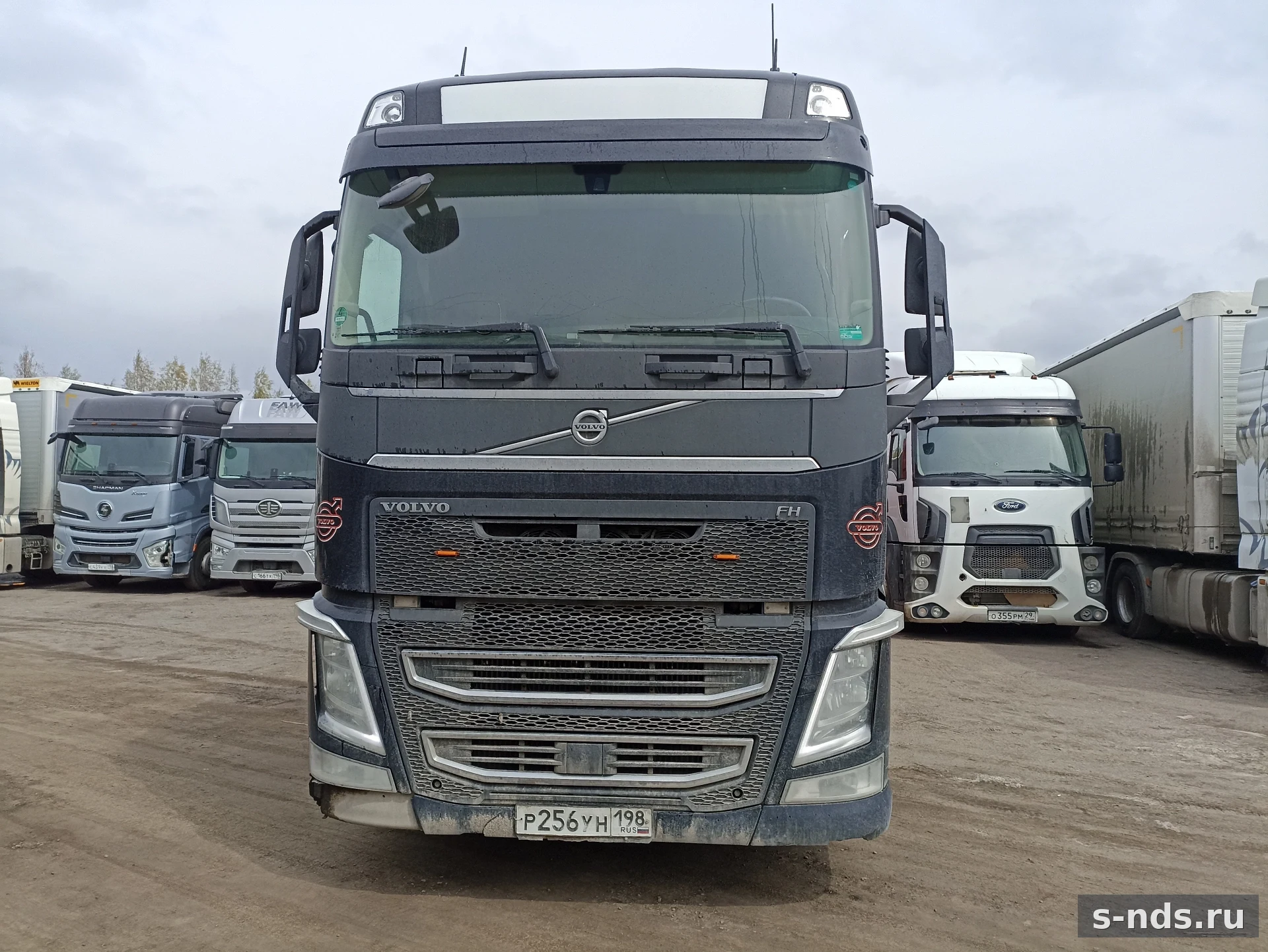 VOLVO