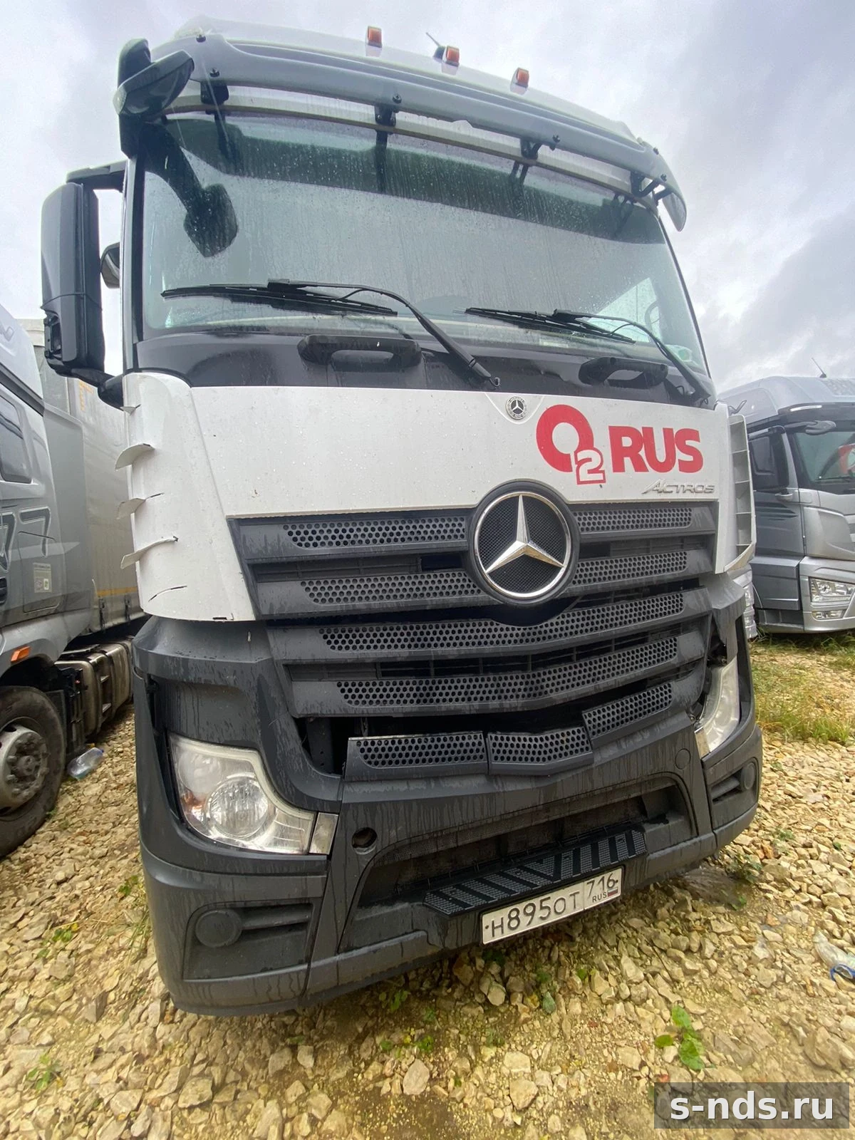 MERCEDES-BENZ