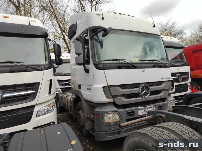 MERCEDES-BENZ