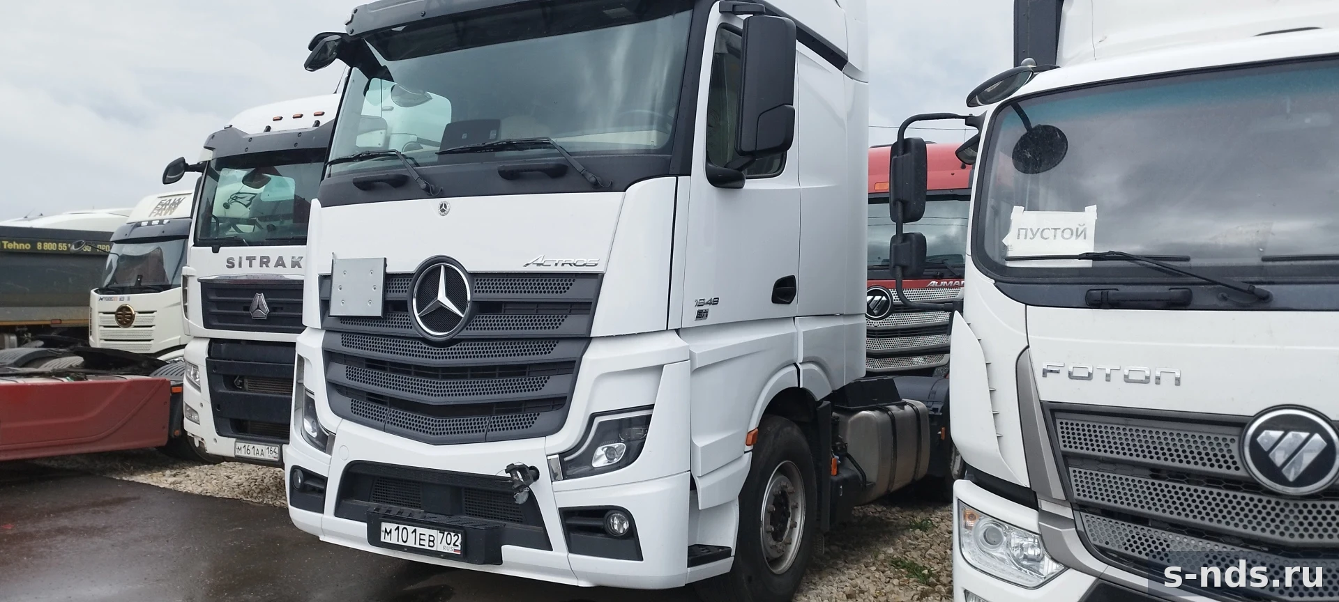 MERCEDES-BENZ