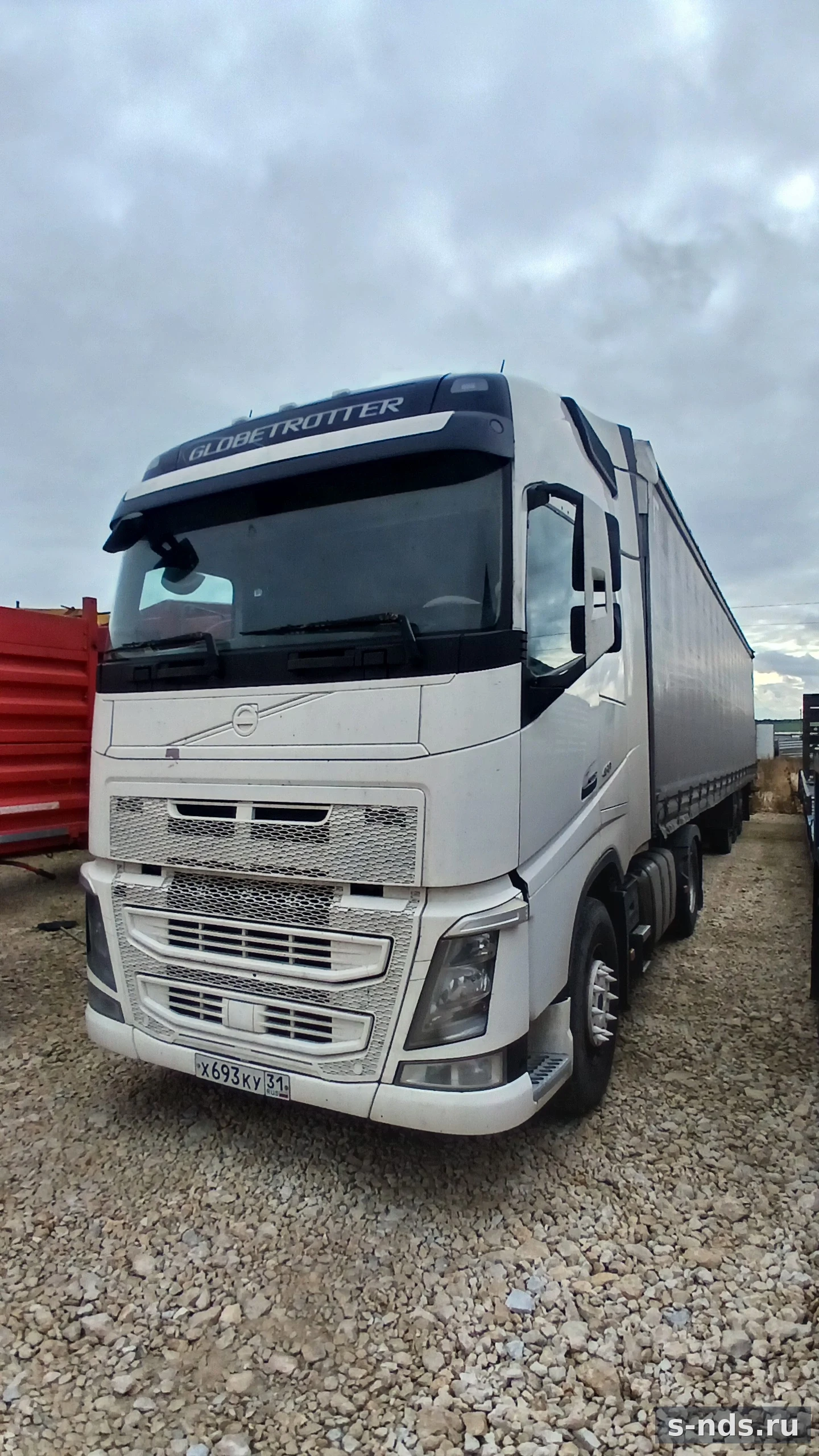 VOLVO