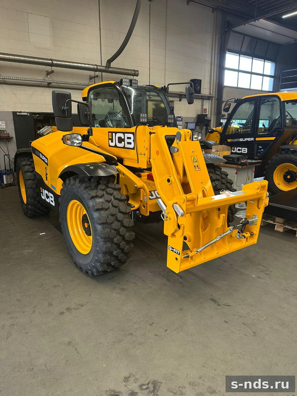 JCB 542–70 Agri Super