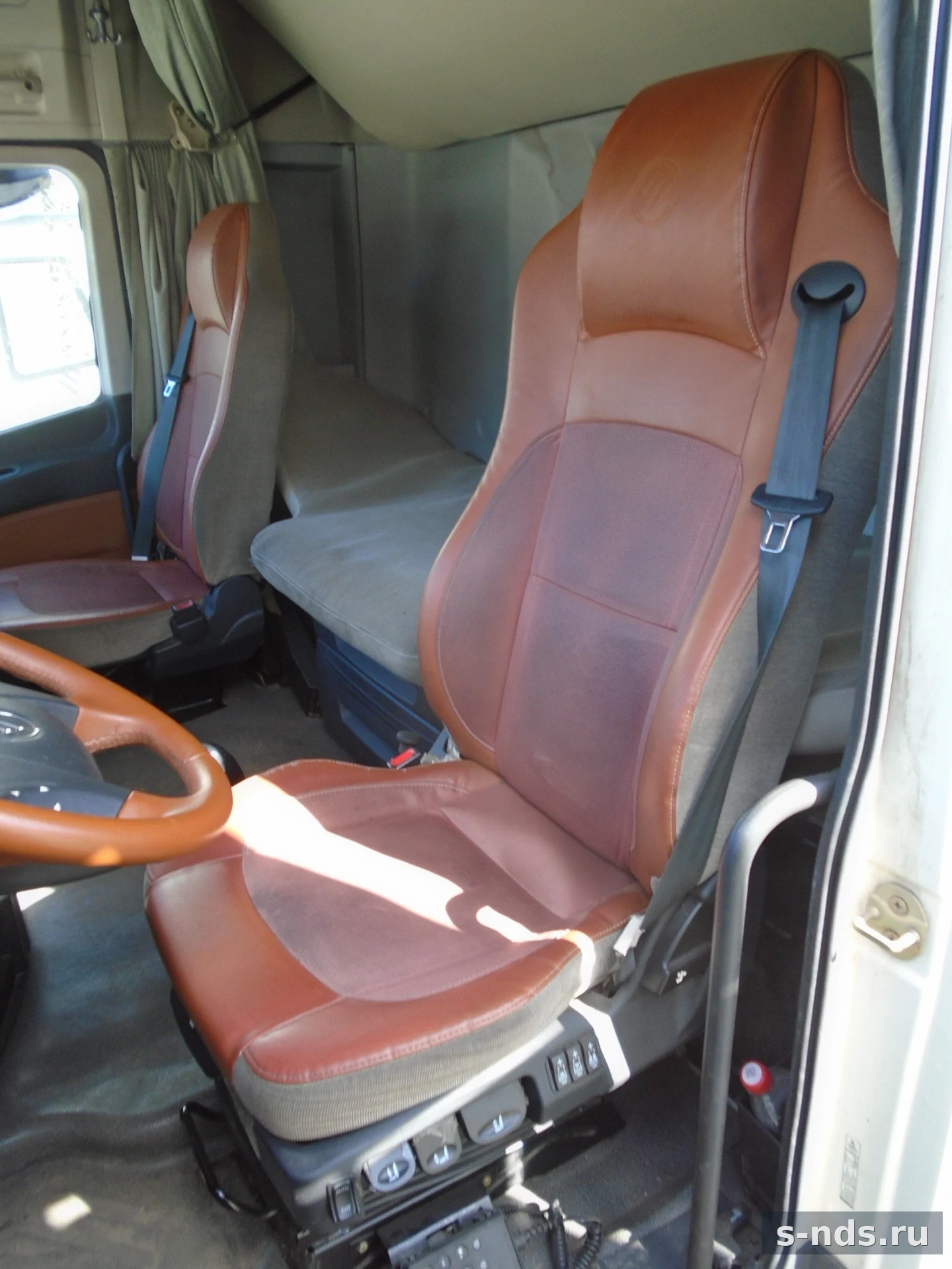 FOTON