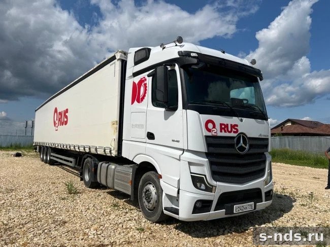 MERCEDES-BENZ