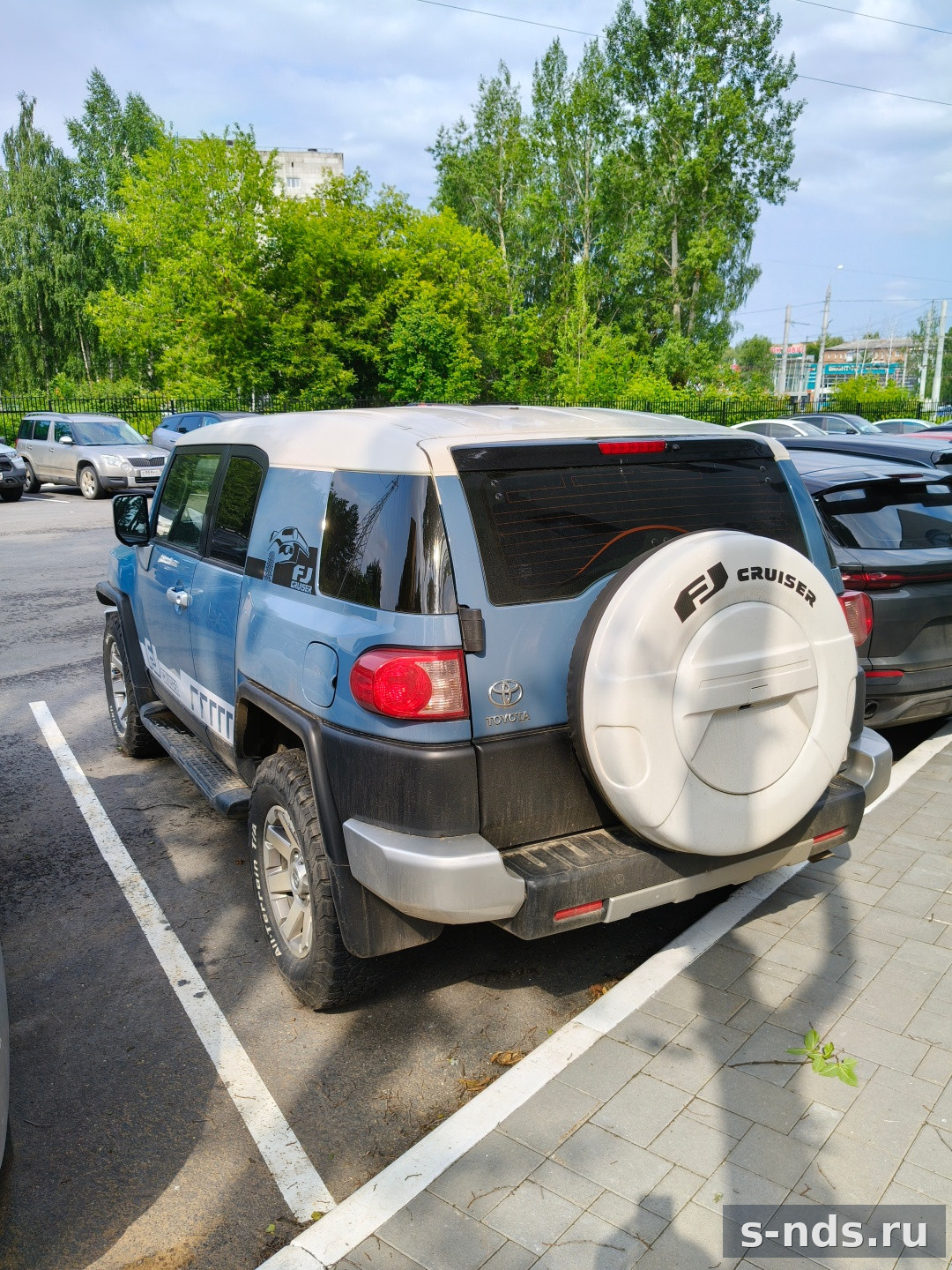 Toyota FJ CRUISER