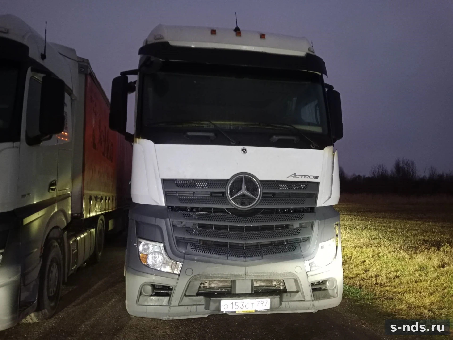 MERCEDES-BENZ