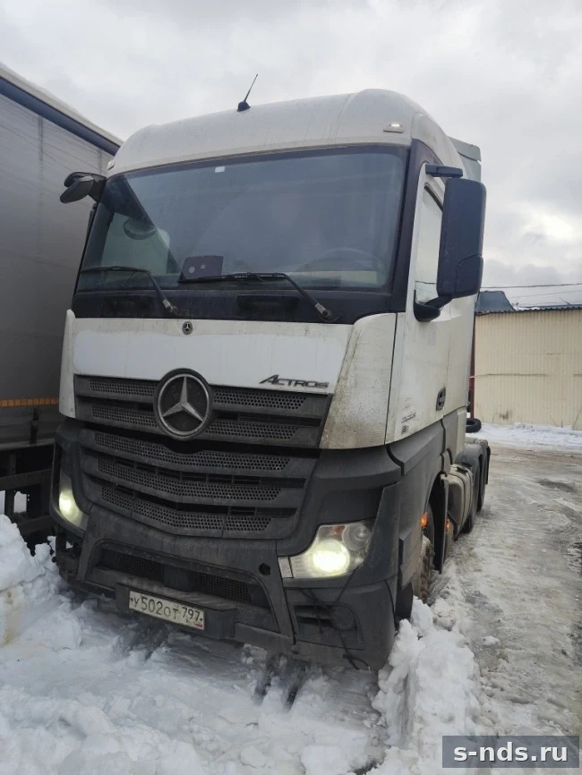 MERCEDES-BENZ