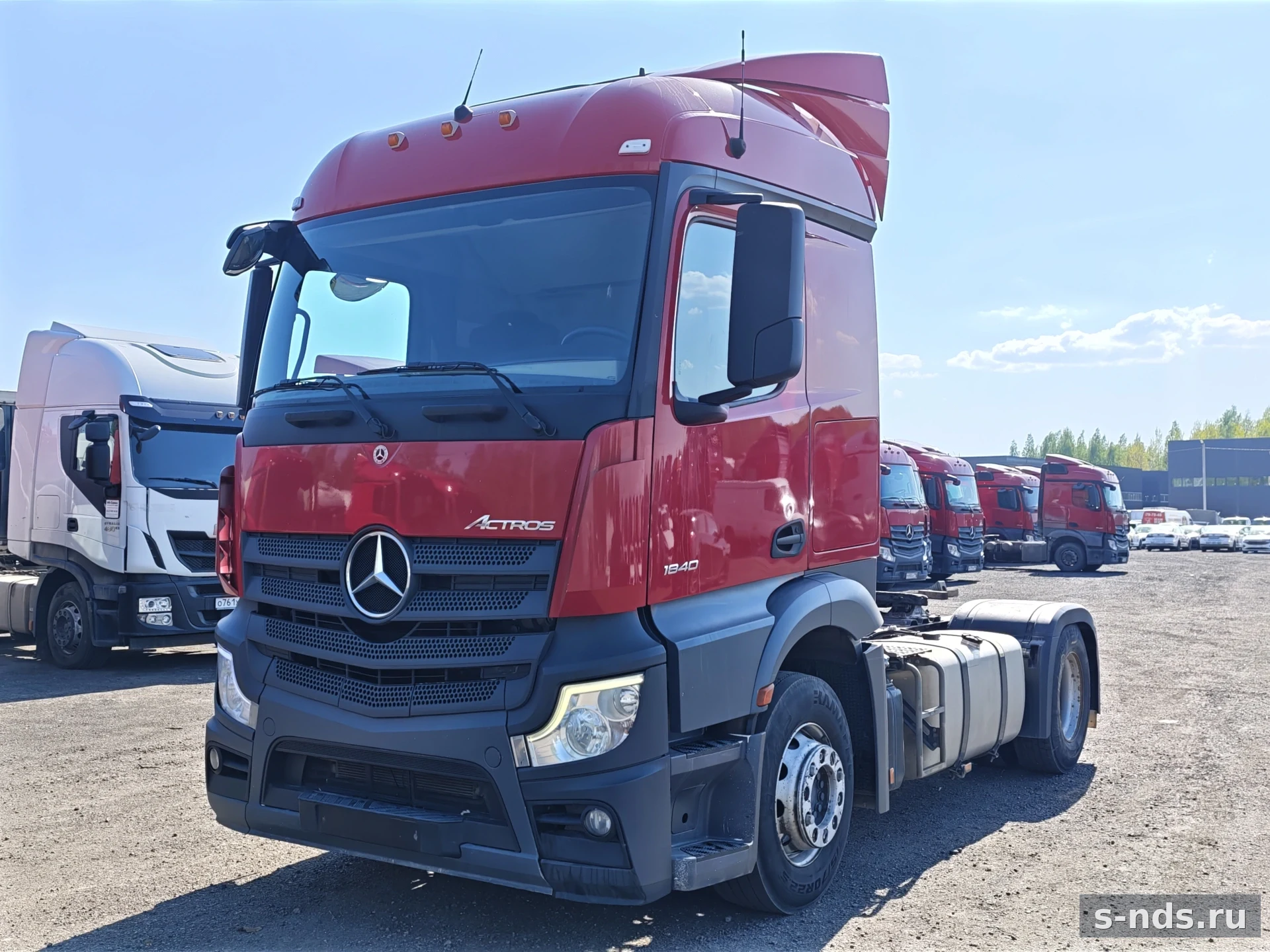 MERCEDES-BENZ