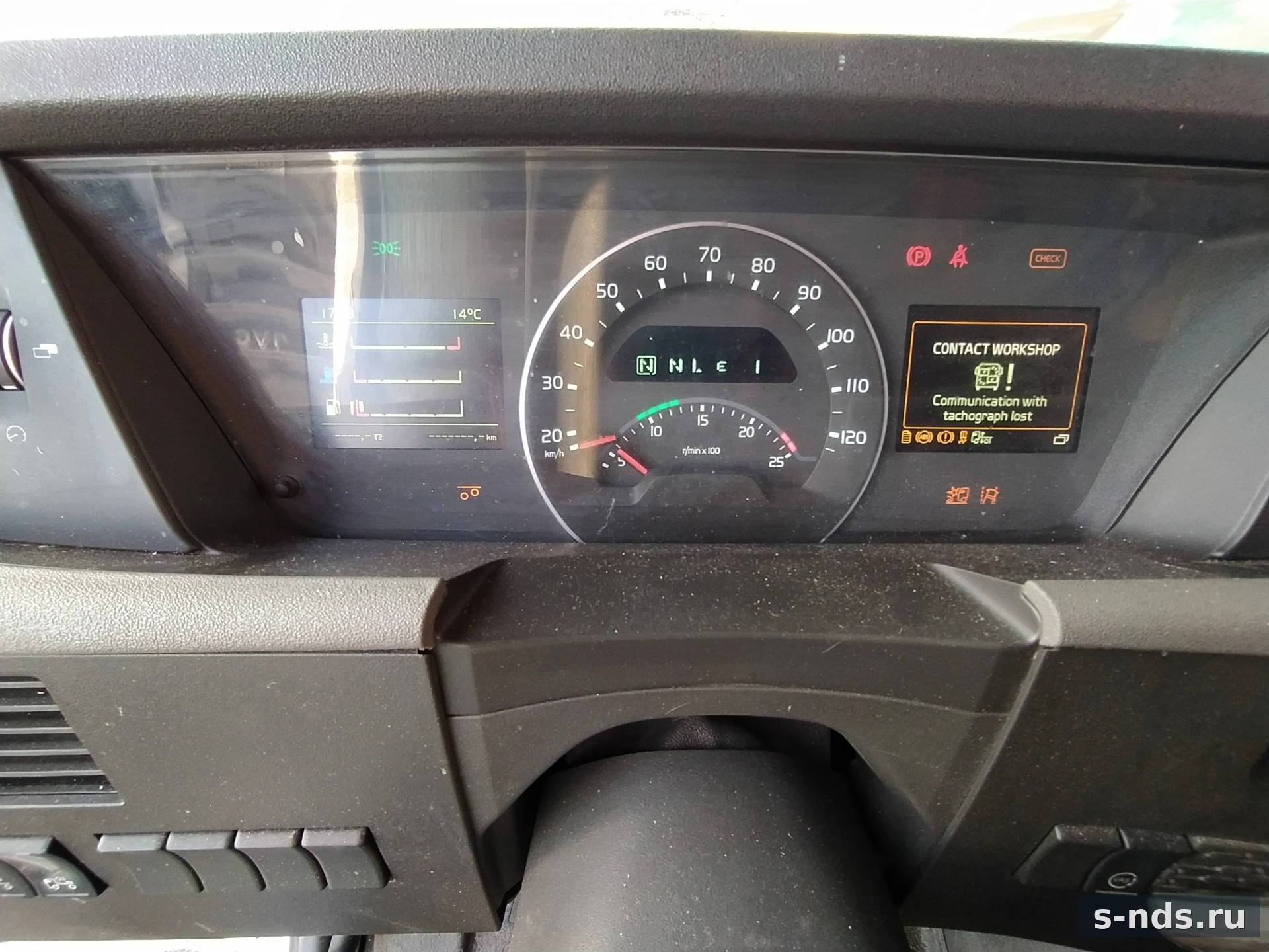 VOLVO