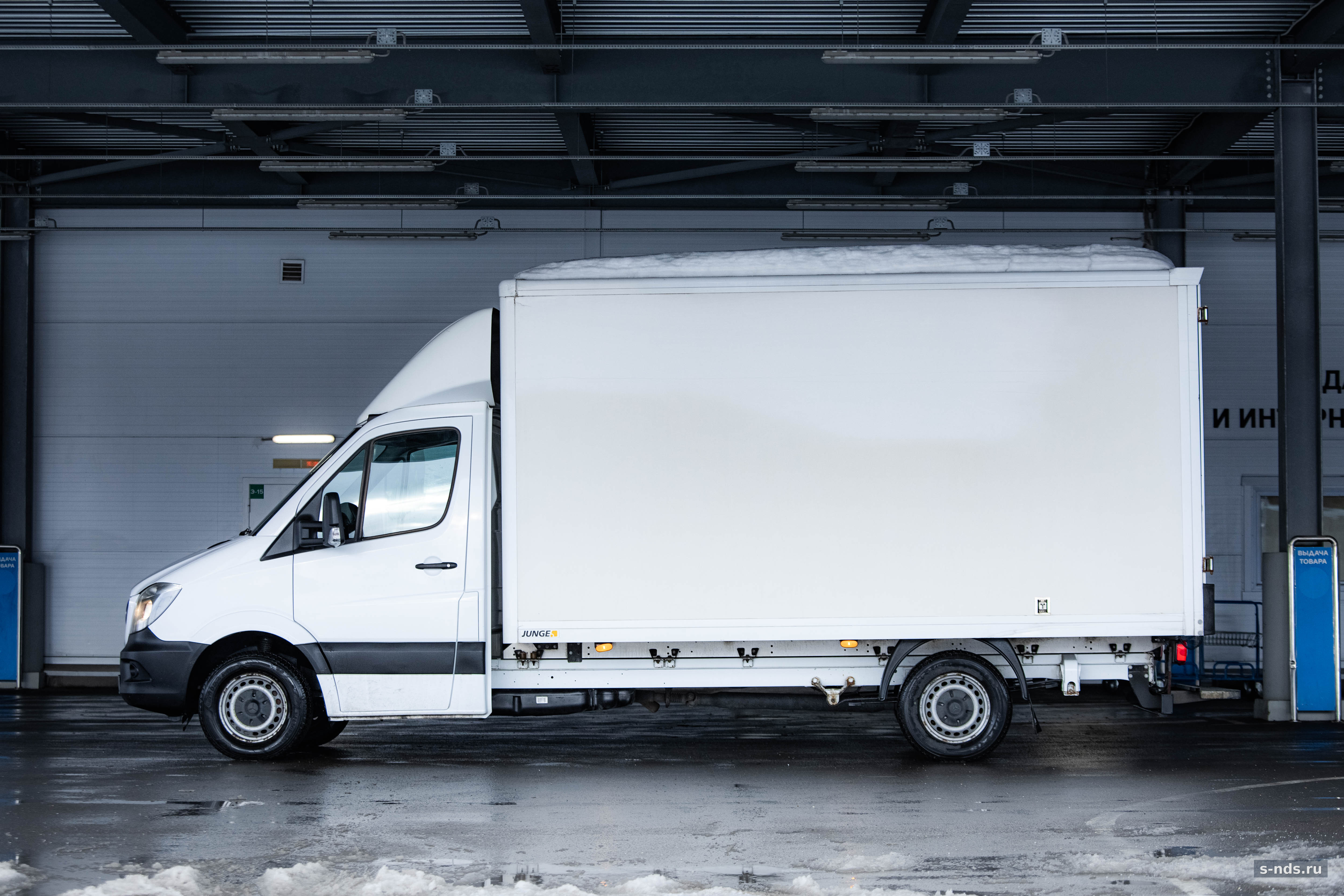 Промтоварный Mercedes-Benz Sprinter, 2018