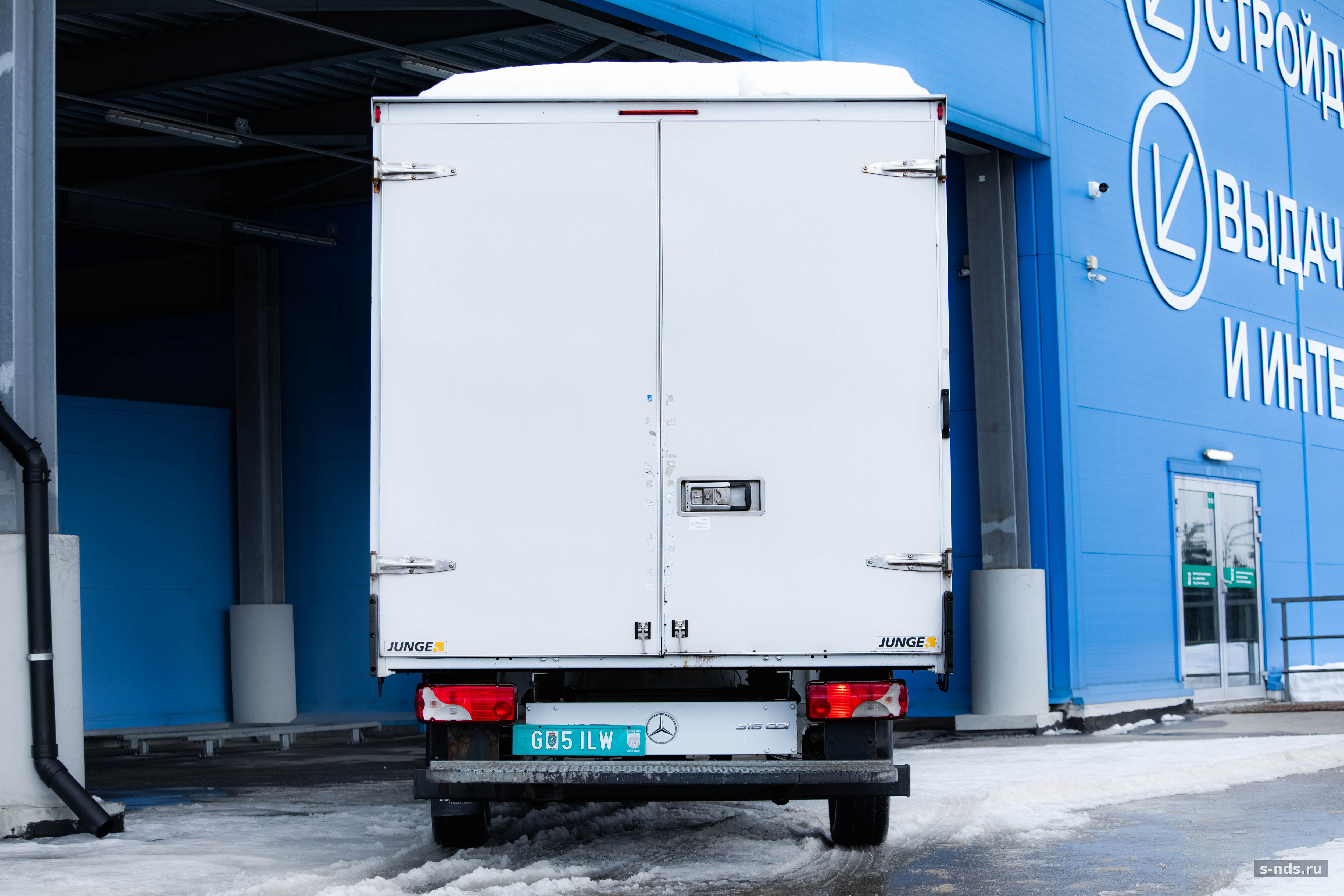 Промтоварный Mercedes-Benz Sprinter, 2018