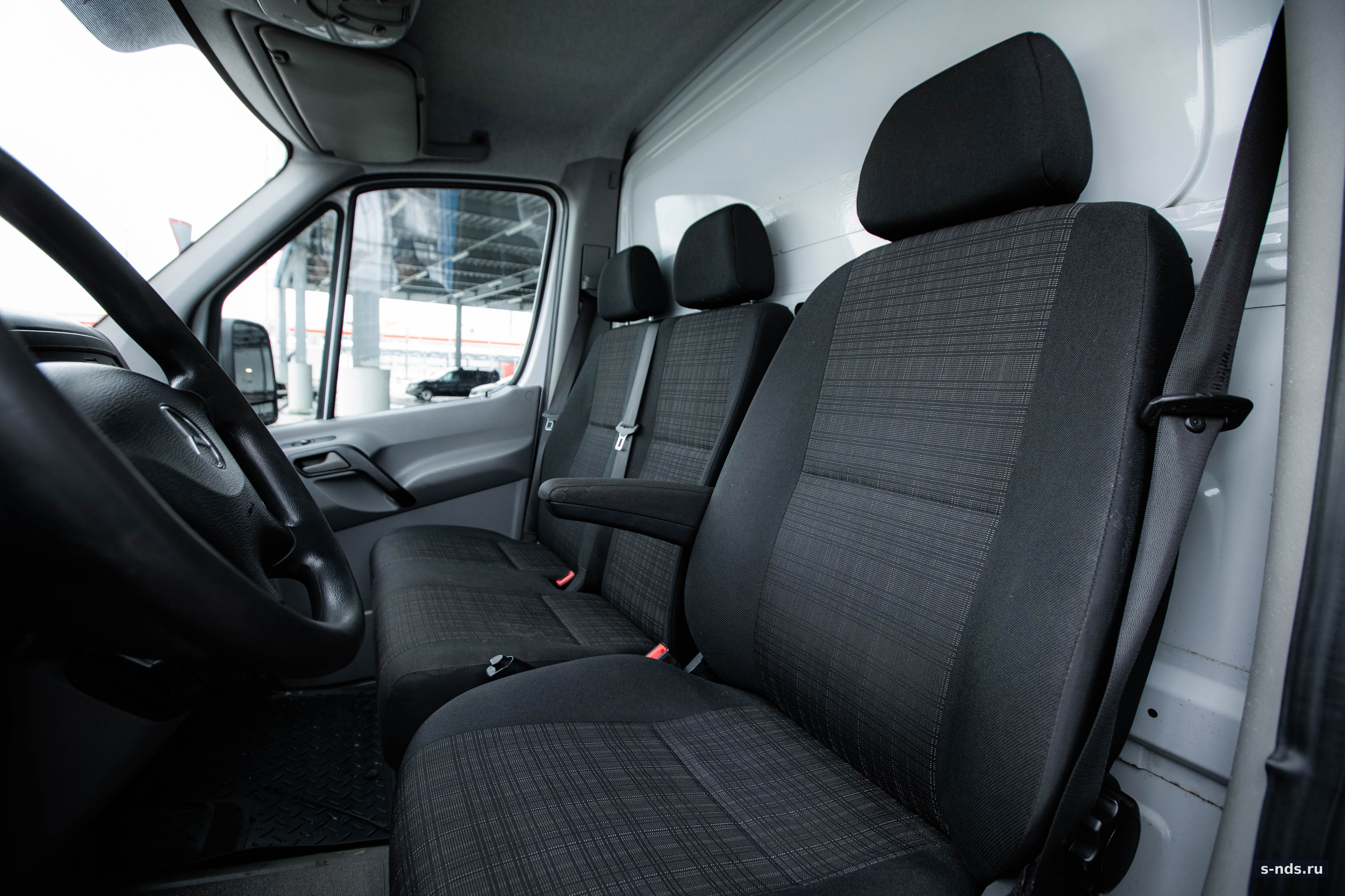 Промтоварный Mercedes-Benz Sprinter, 2018