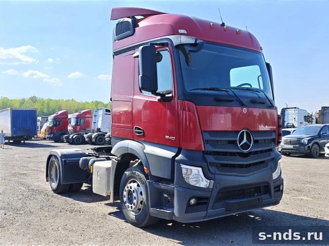 MERCEDES-BENZ