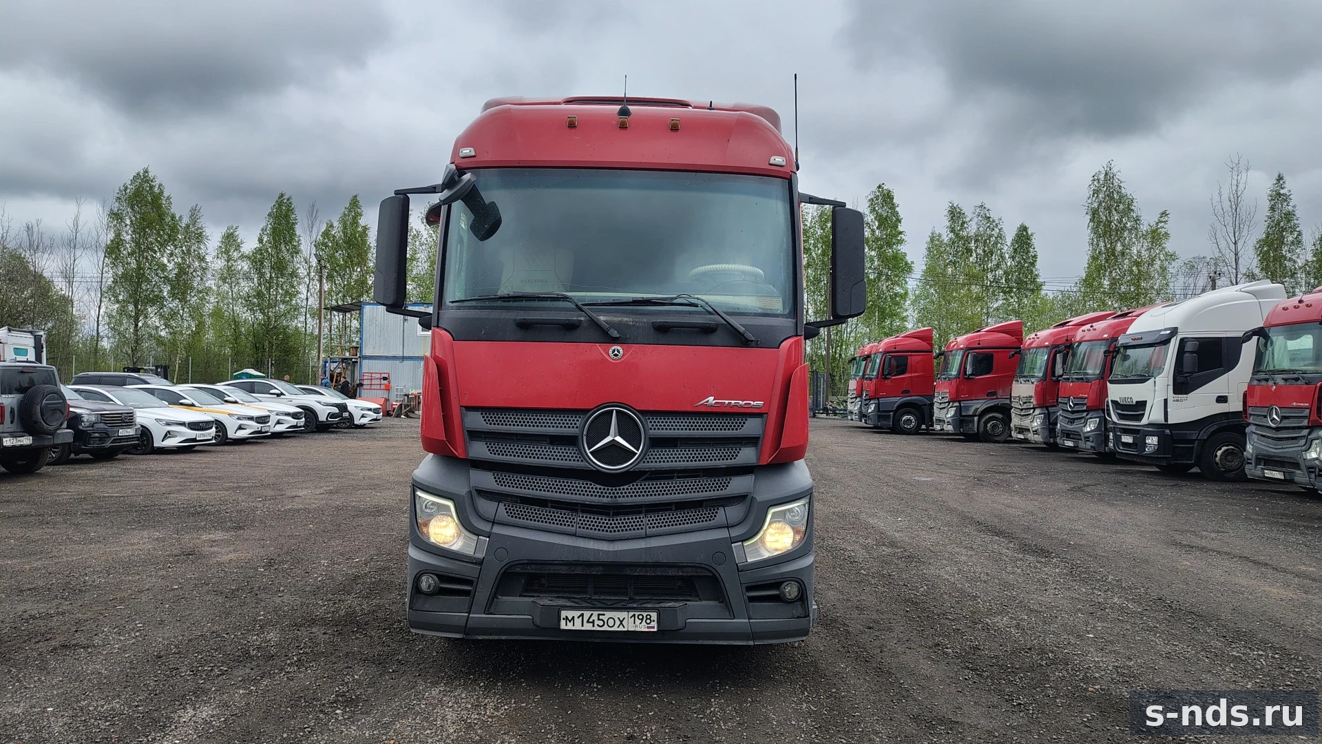 MERCEDES-BENZ