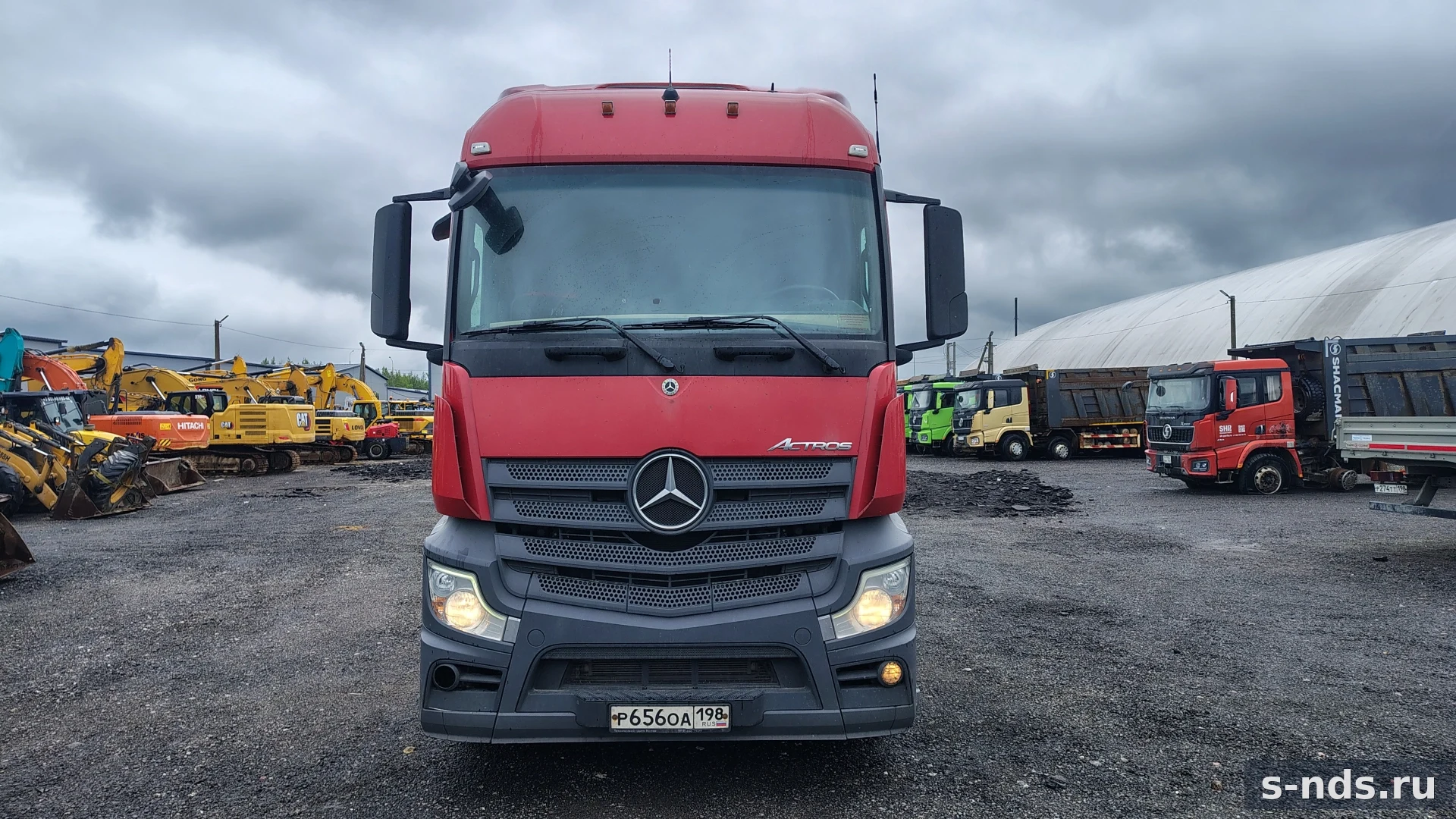 MERCEDES-BENZ