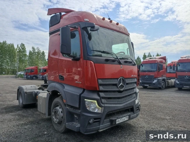 MERCEDES-BENZ