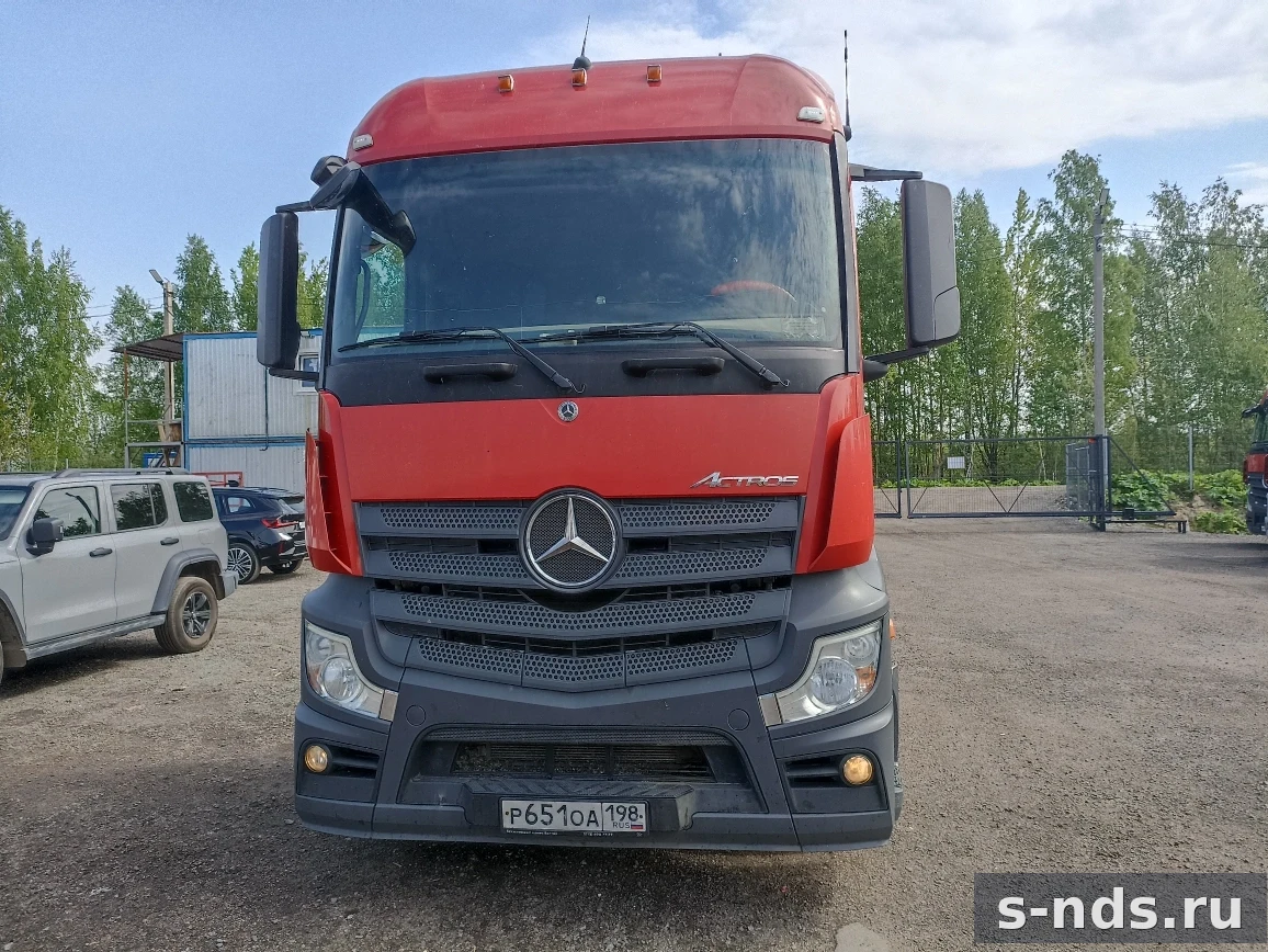 MERCEDES-BENZ