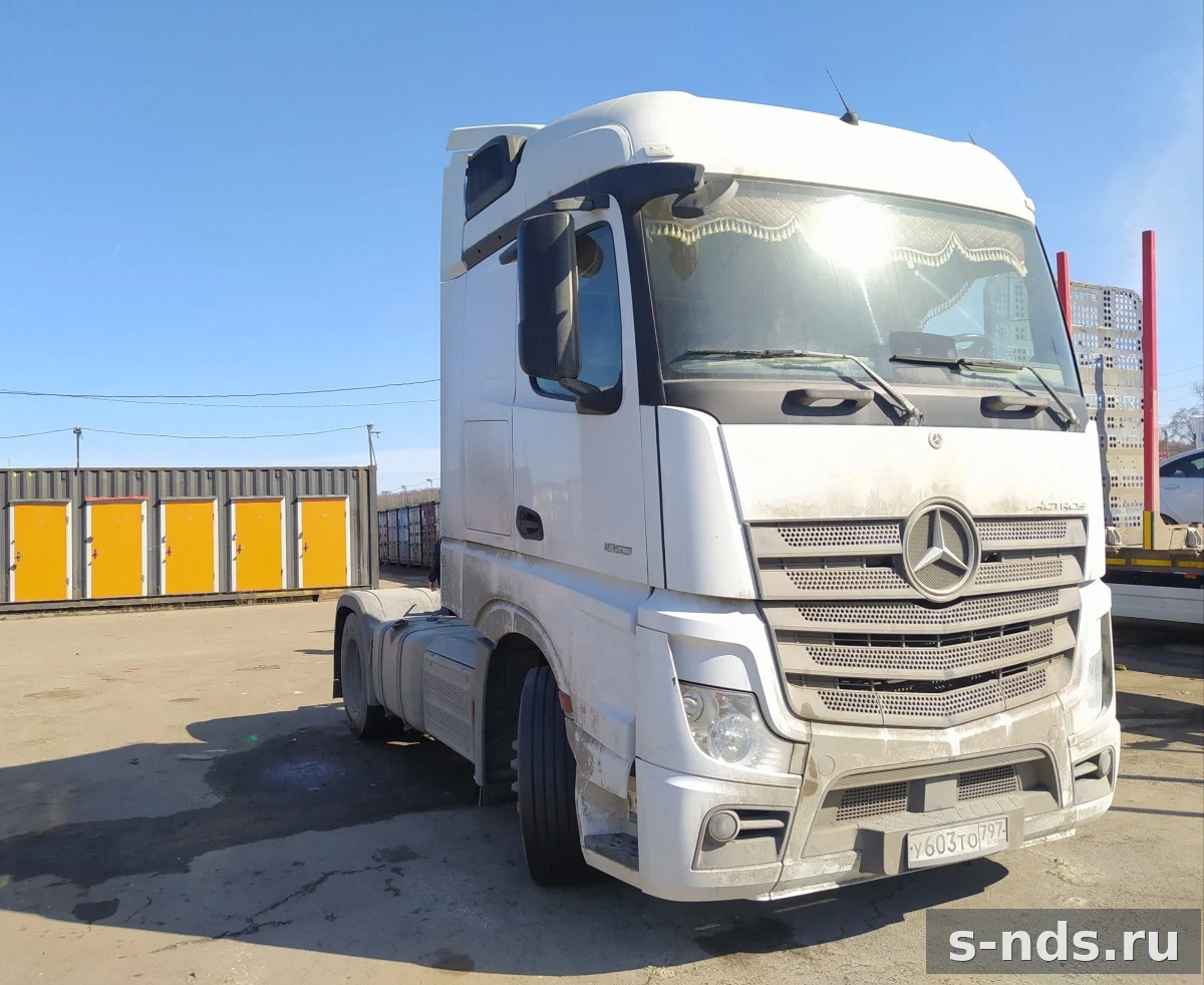 MERCEDES-BENZ