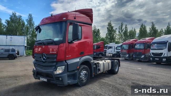 MERCEDES-BENZ