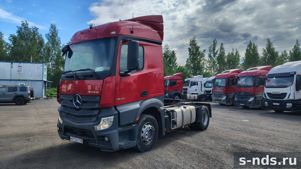 MERCEDES-BENZ