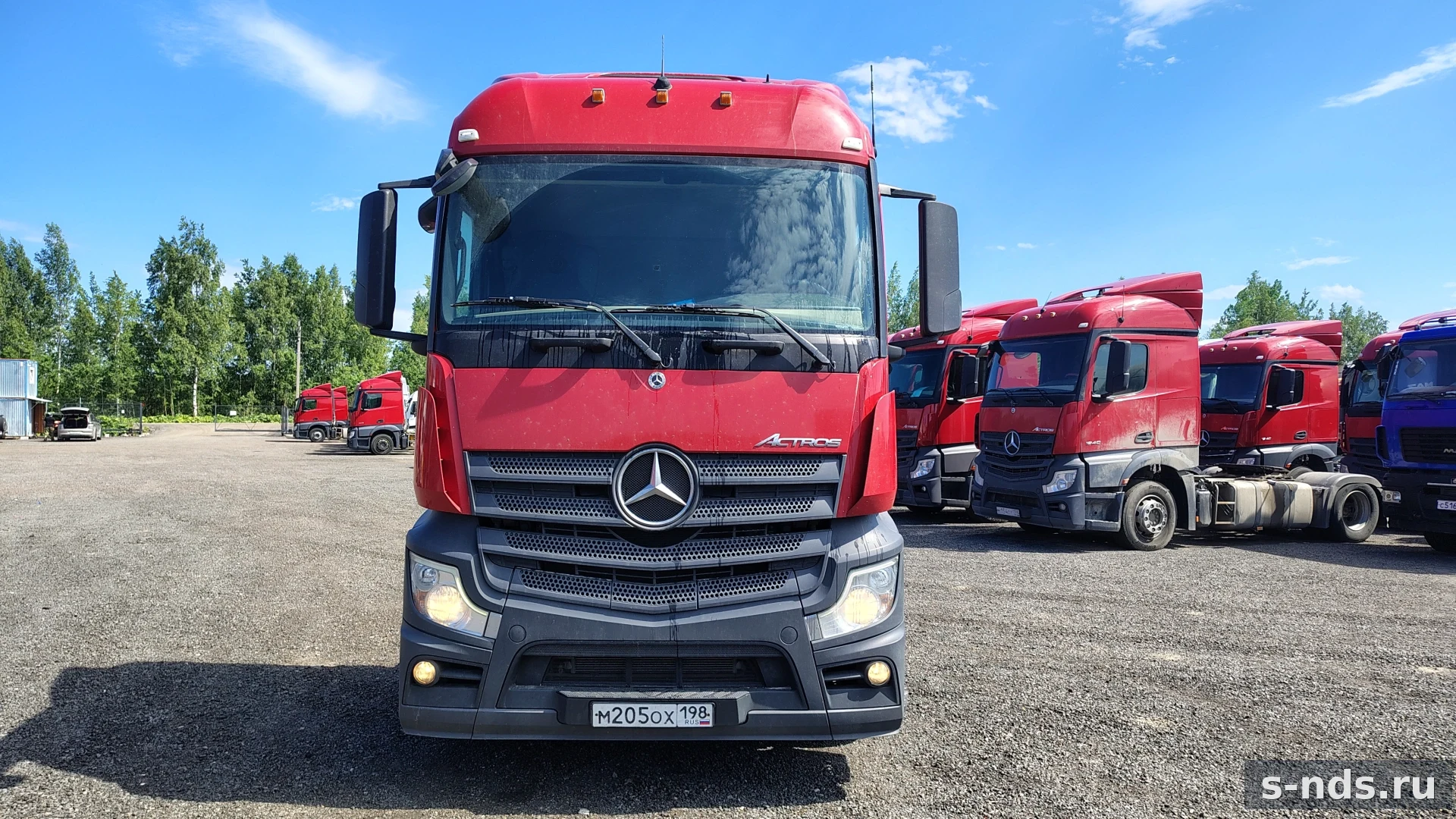 MERCEDES-BENZ