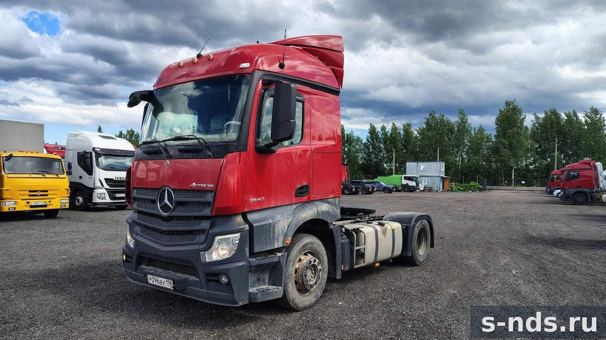 MERCEDES-BENZ