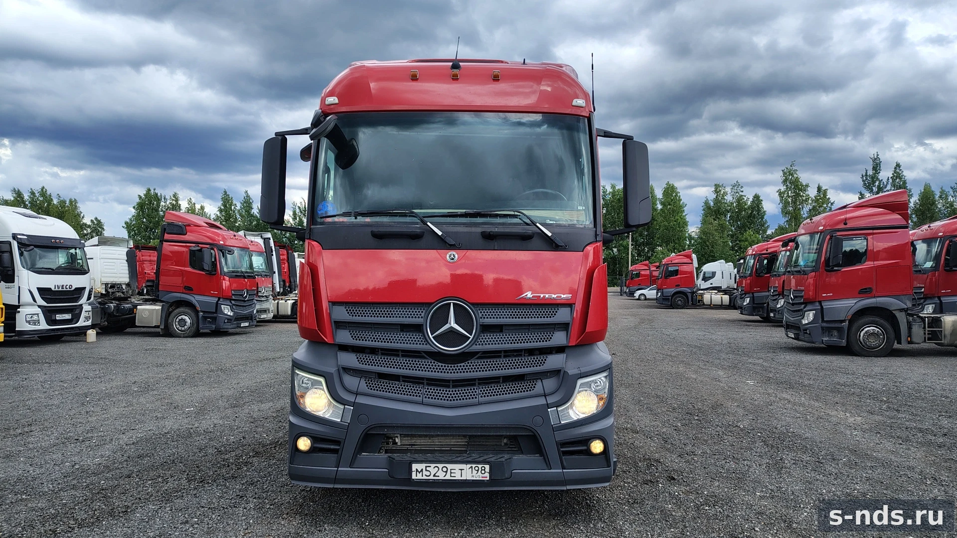 MERCEDES-BENZ