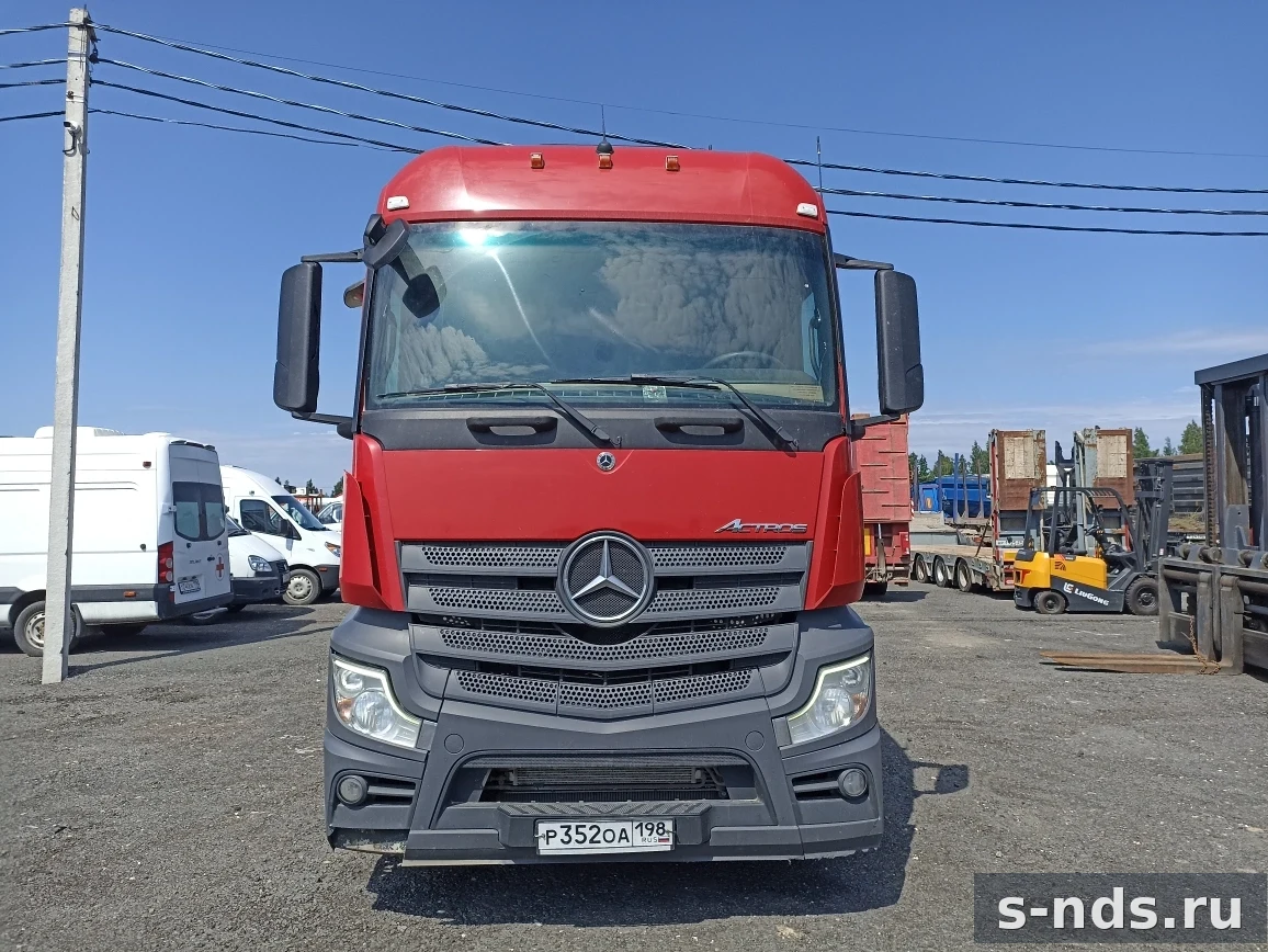MERCEDES-BENZ