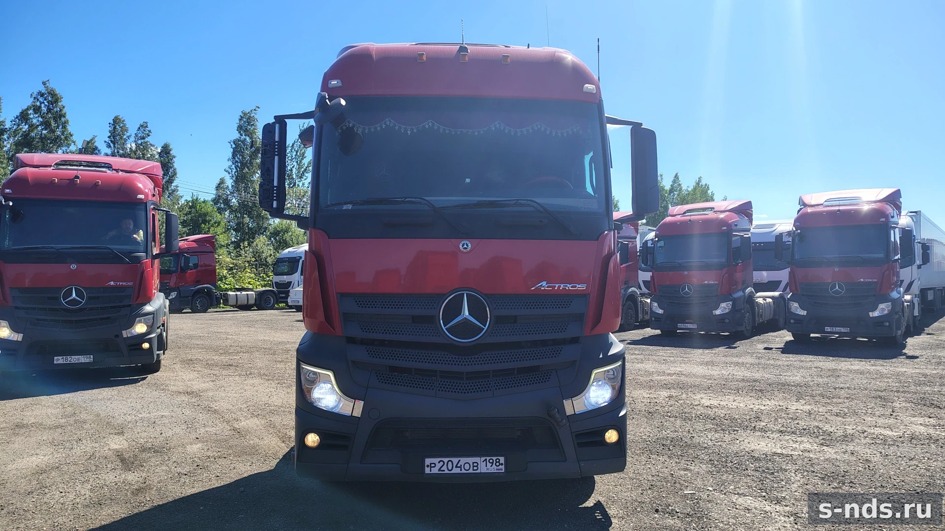 MERCEDES-BENZ