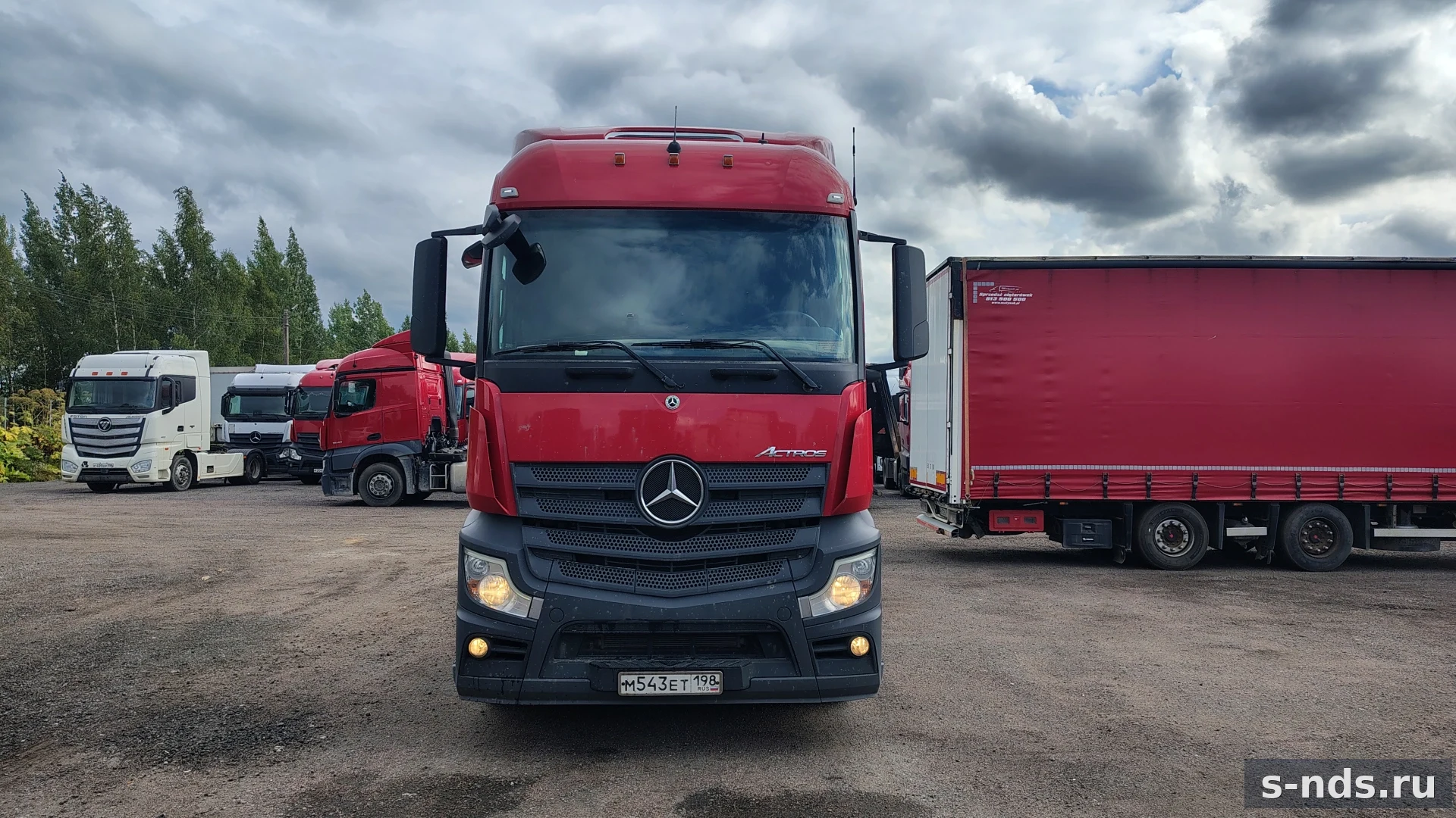MERCEDES-BENZ