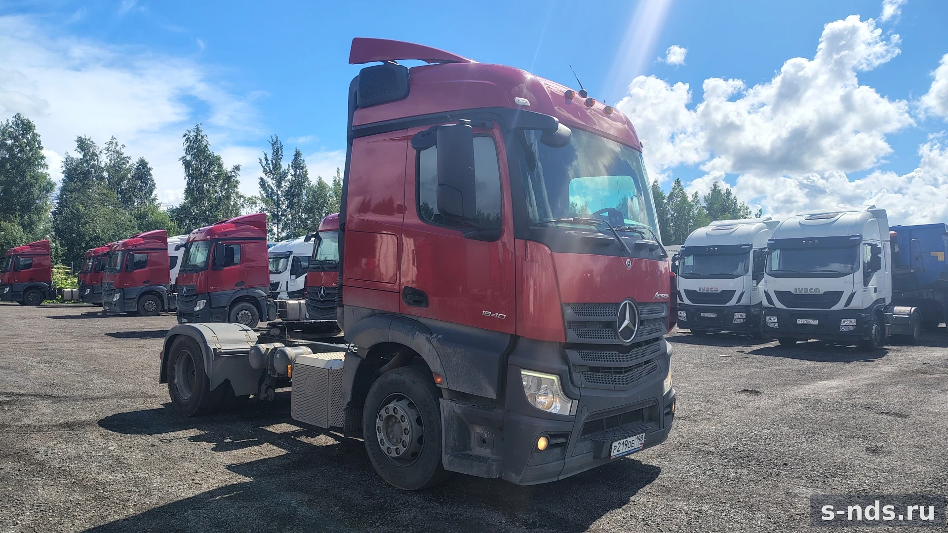 MERCEDES-BENZ