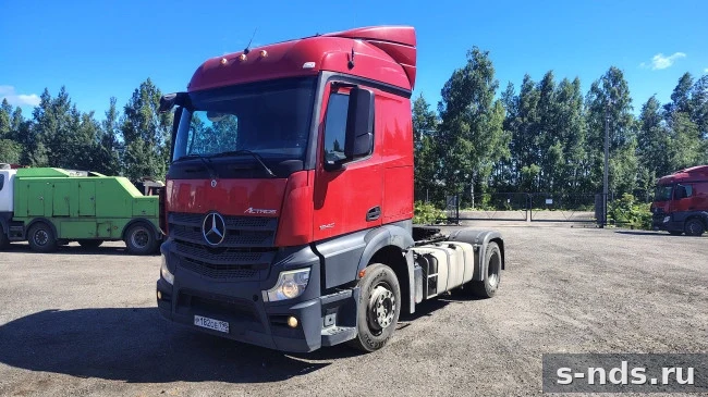 MERCEDES-BENZ