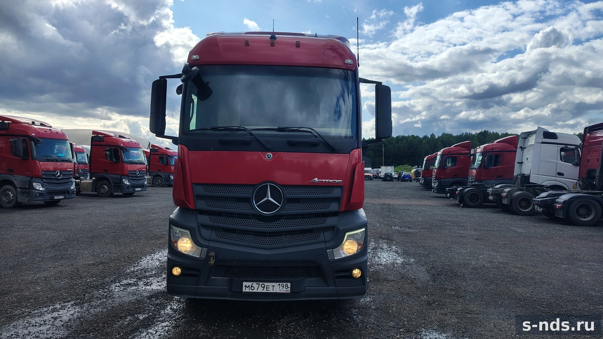 MERCEDES-BENZ
