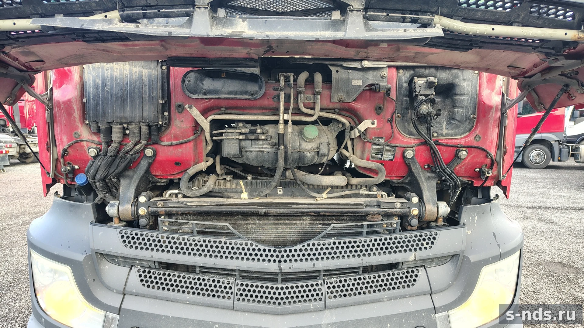 MERCEDES-BENZ