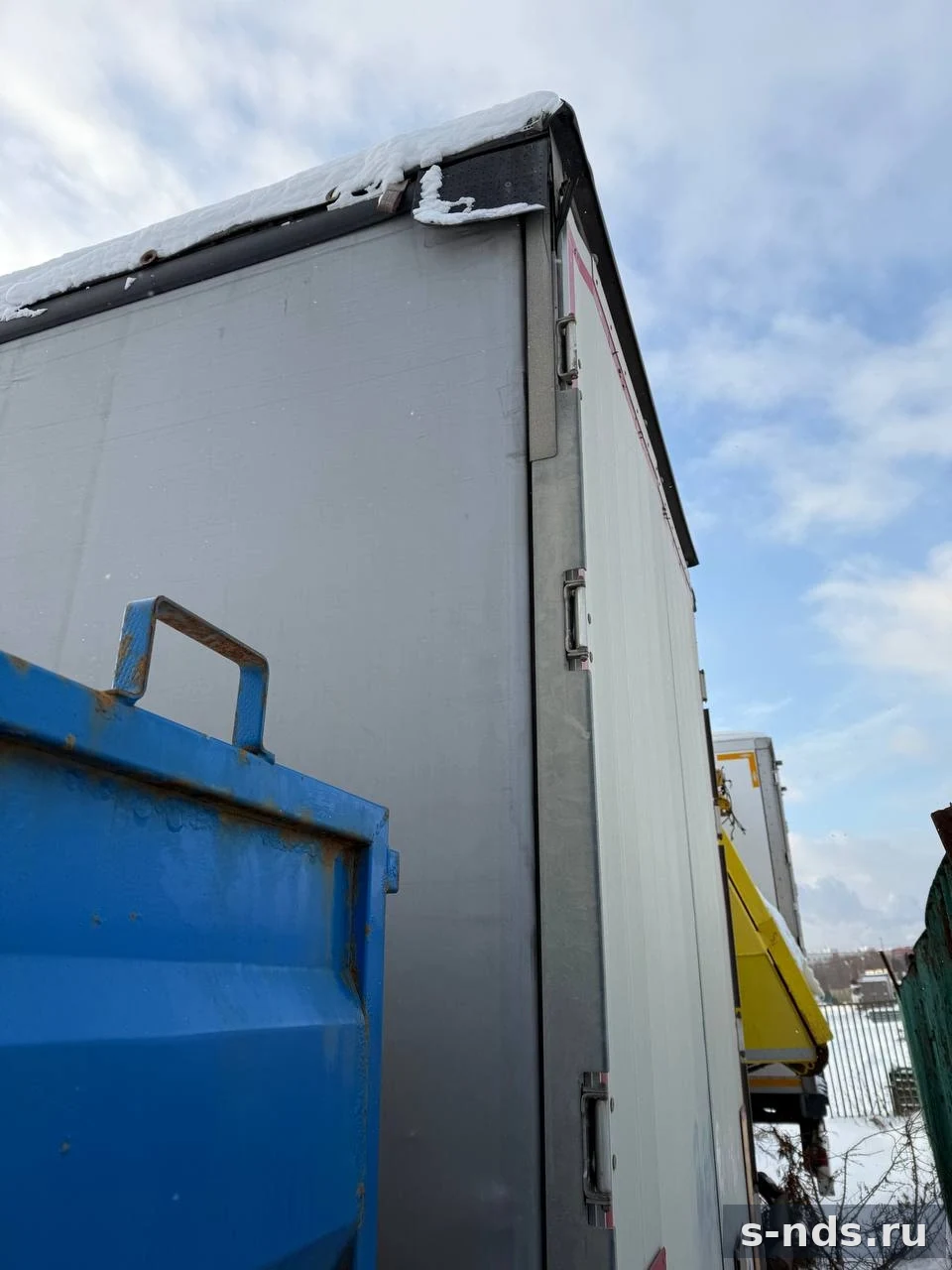 SCHMITZ CARGOBULL