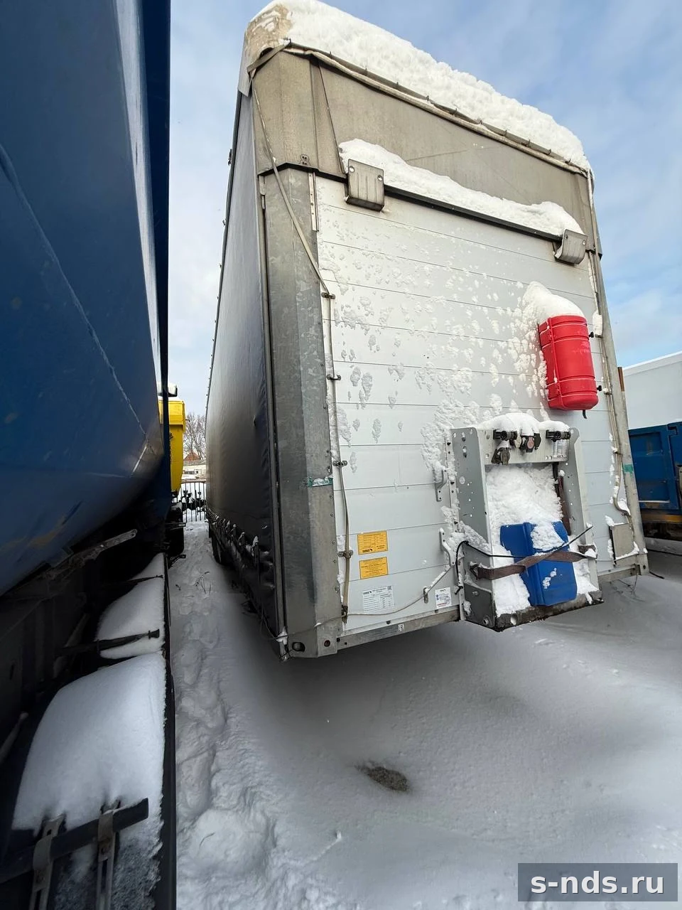 SCHMITZ CARGOBULL