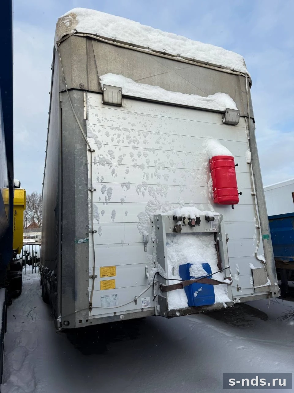 SCHMITZ CARGOBULL