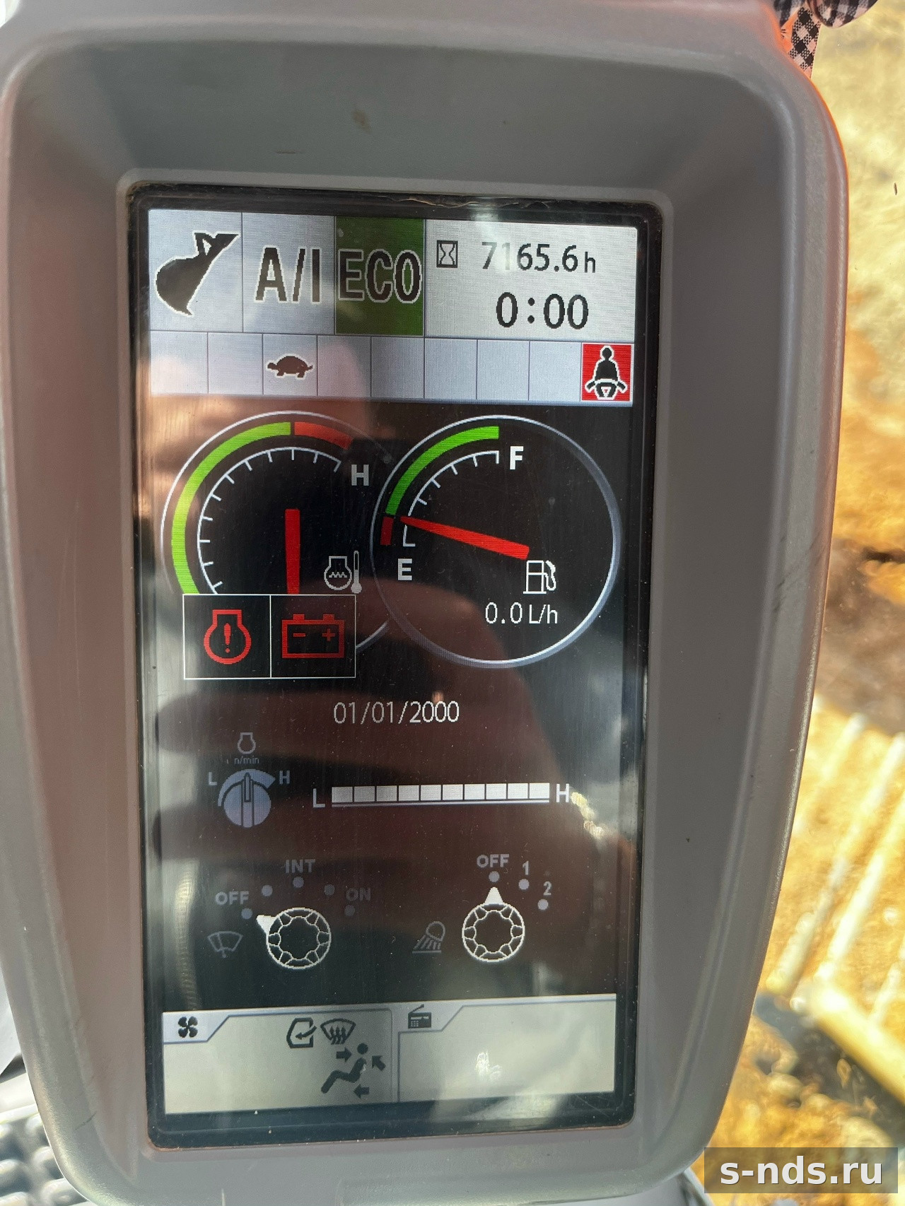Экскаватор HITACHI ZX210LCN-5А